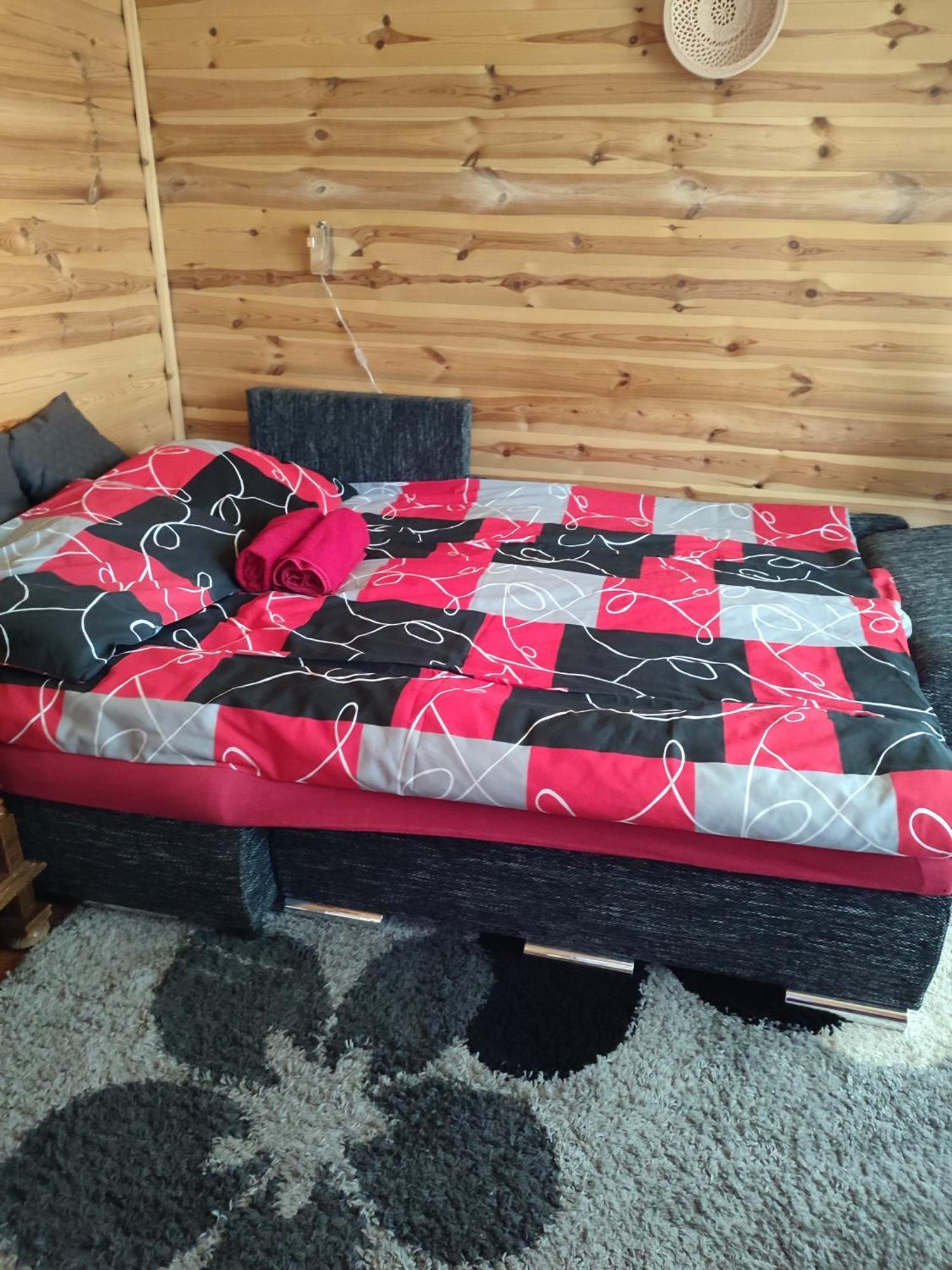 Napfuerdo Apartman Апартаменти *